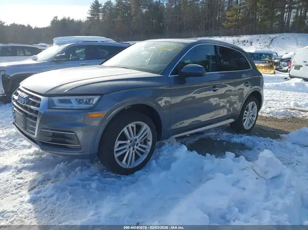 WA1BNAFY9J2017232 2018 AUDI Q5 - Image 2