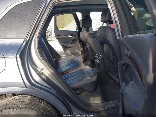 WA1BNAFY9J2017232 2018 AUDI Q5 - Image 8