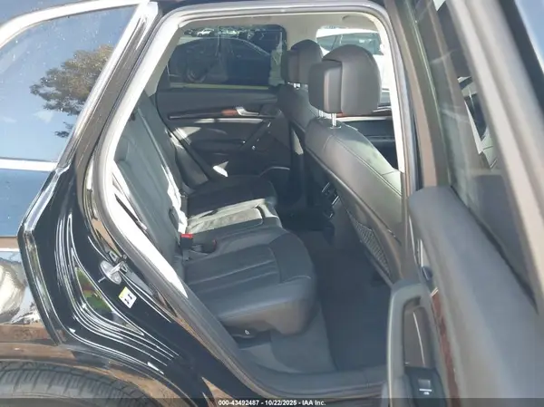 WA1BNAFY9J2019482 2018 AUDI Q5 - Image 8