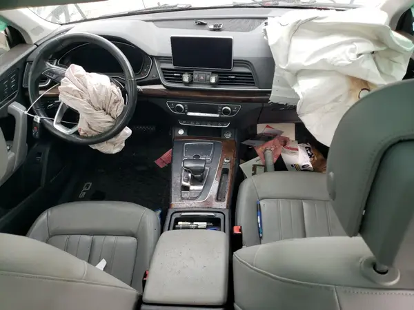 WA1BNAFY9J2020261 2018 AUDI Q5 - Image 8