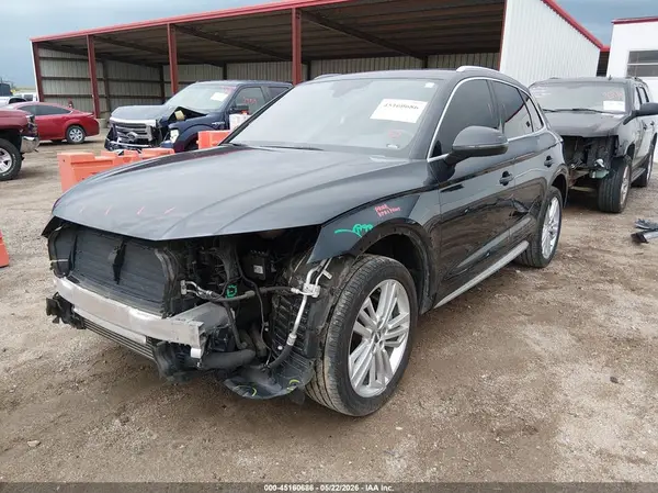 WA1BNAFY9J2024276 2018 AUDI Q5 - Image 2