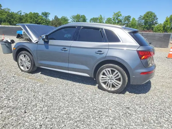 WA1BNAFY9J2026884 2018 AUDI Q5 - Image 2