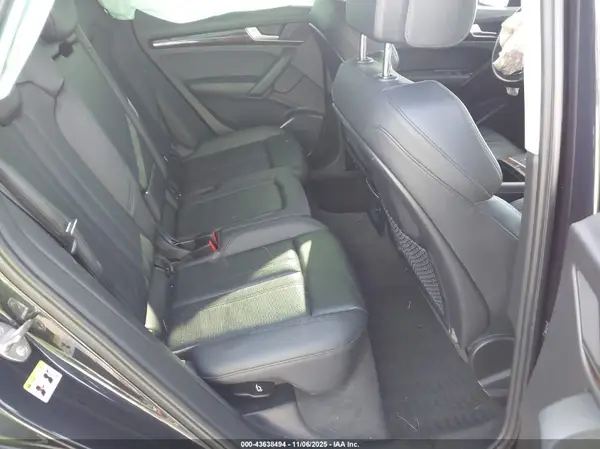 WA1BNAFY9J2033463 2018 AUDI Q5 - Image 8