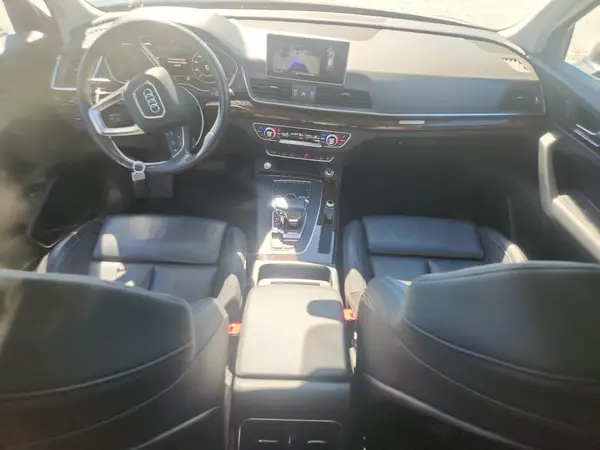WA1BNAFY9J2040123 2018 AUDI Q5 - Image 8