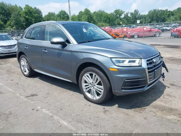 WA1BNAFY9J2052451 2018 AUDI Q5 - Image 1