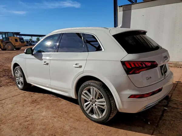 WA1BNAFY9J2054023 2018 AUDI Q5 - Image 2