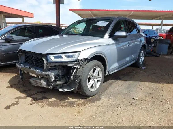 WA1BNAFY9J2055656 2018 AUDI Q5 - Image 2