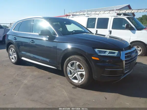 WA1BNAFY9J2057424 2018 AUDI Q5 - Image 1
