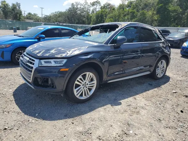 WA1BNAFY9J2068326 2018 AUDI Q5 - Image 1