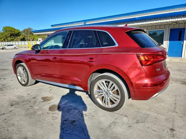 WA1BNAFY9J2070173 2018 AUDI Q5 - Image 2
