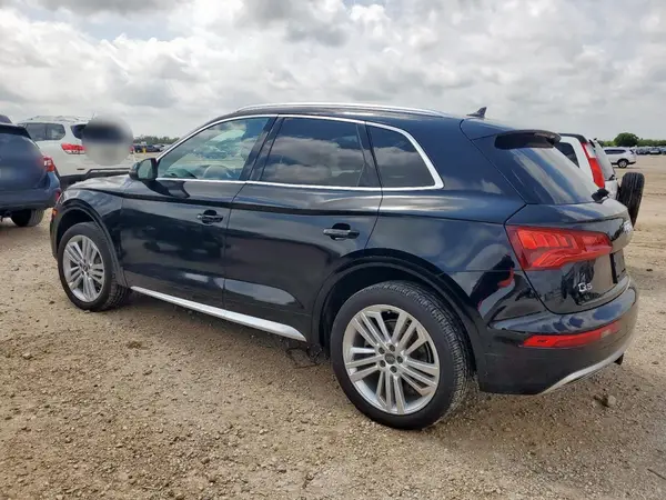 WA1BNAFY9J2076152 2018 AUDI Q5 - Image 2