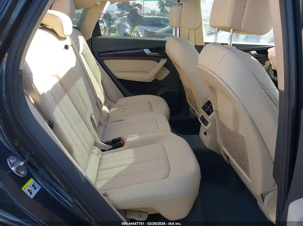 WA1BNAFY9J2078340 2018 AUDI Q5 - Image 8