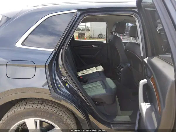 WA1BNAFY9J2082209 2018 AUDI Q5 - Image 8
