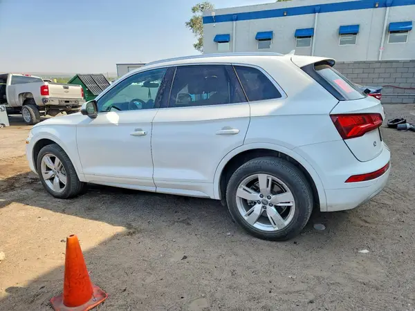WA1BNAFY9J2091279 2018 AUDI Q5 - Image 2
