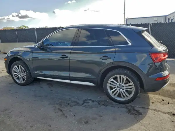 WA1BNAFY9J2105309 2018 AUDI Q5 - Image 2