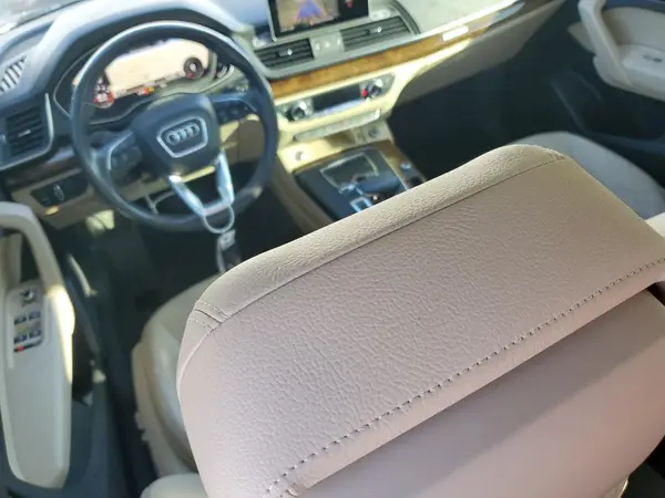 WA1BNAFY9J2107061 2018 AUDI Q5 - Image 8