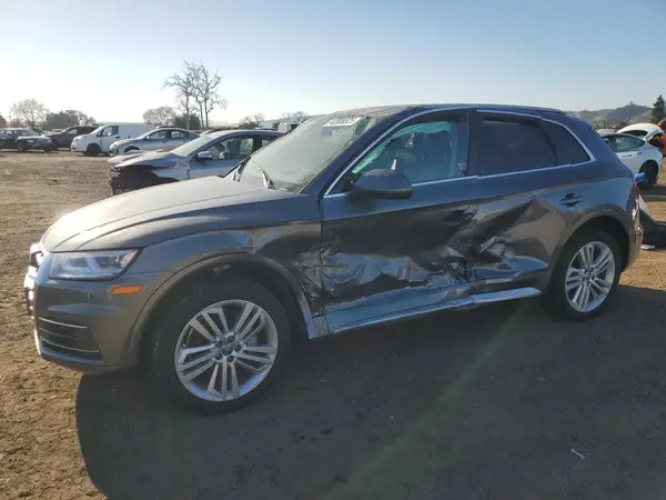 WA1BNAFY9J2117766 2018 AUDI Q5 - Image 1