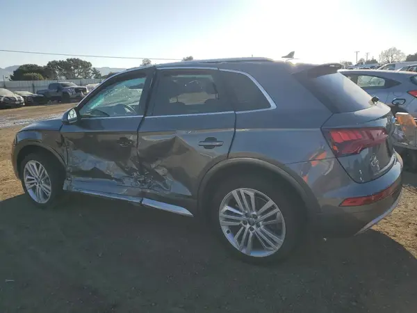 WA1BNAFY9J2117766 2018 AUDI Q5 - Image 2
