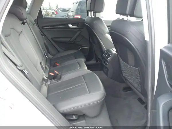 WA1BNAFY9J2122322 2018 AUDI Q5 - Image 8