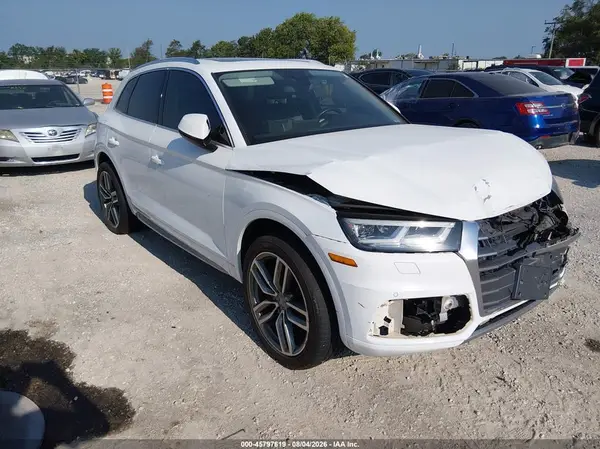 WA1BNAFY9J2139041 2018 AUDI Q5 - Image 1