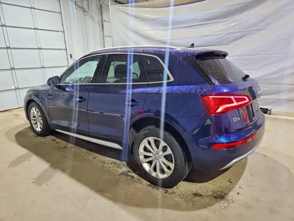 WA1BNAFY9J2159466 2018 AUDI Q5 - Image 2