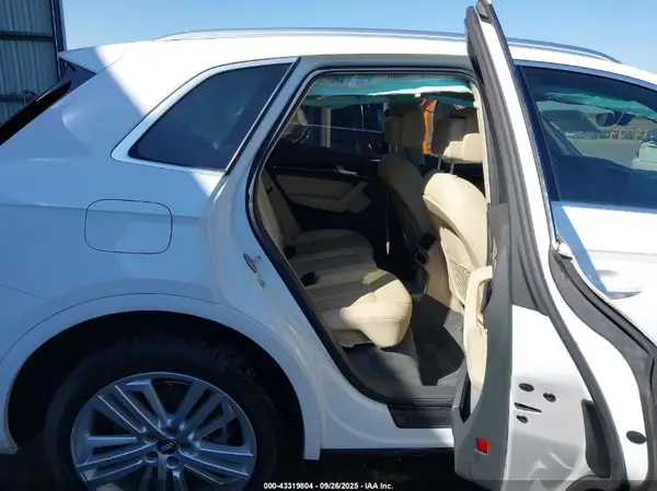 WA1BNAFY9J2208729 2018 AUDI Q5 - Image 8