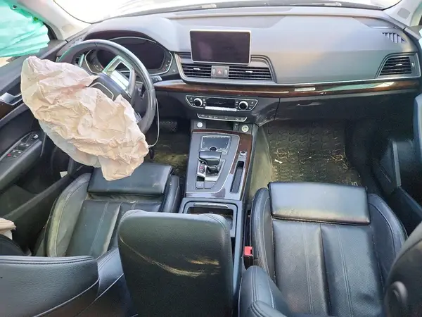 WA1BNAFY9J2211226 2018 AUDI Q5 - Image 8
