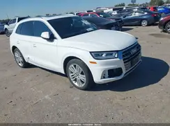 WA1BNAFY9J2221514 2018 AUDI Q5