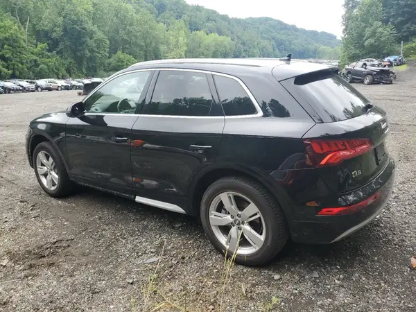 WA1BNAFY9J2221805 2018 AUDI Q5 - Image 2