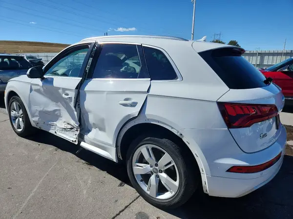 WA1BNAFY9J2228219 2018 AUDI Q5 - Image 2