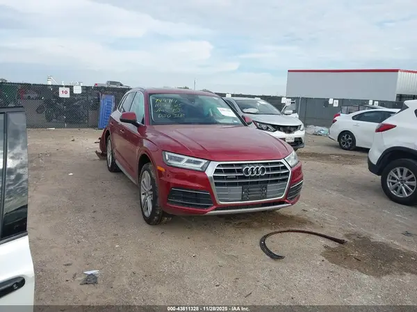WA1BNAFY9J2235896 2018 AUDI Q5 - Image 1