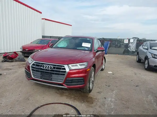 WA1BNAFY9J2235896 2018 AUDI Q5 - Image 2