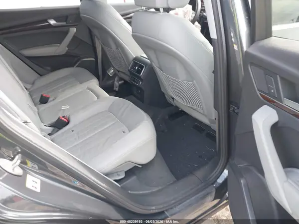 WA1BNAFY9J2239365 2018 AUDI Q5 - Image 8
