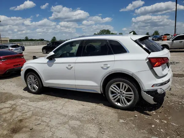 WA1BNAFY9J2240760 2018 AUDI Q5 - Image 2