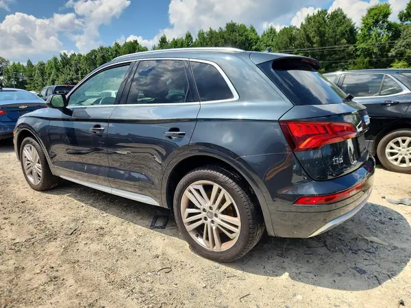 WA1BNAFY9J2243111 2018 AUDI Q5 - Image 2