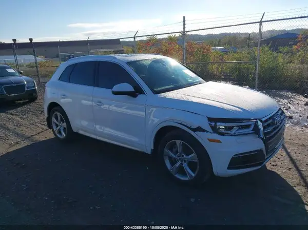 WA1BNAFY9J2247840 2018 AUDI Q5 - Image 1