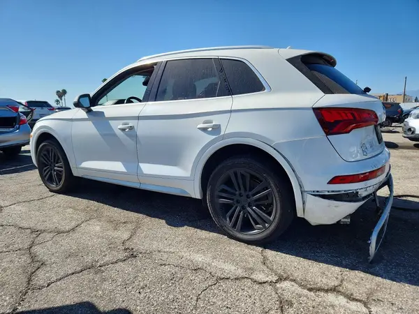 WA1BNAFY9J2248051 2018 AUDI Q5 - Image 2
