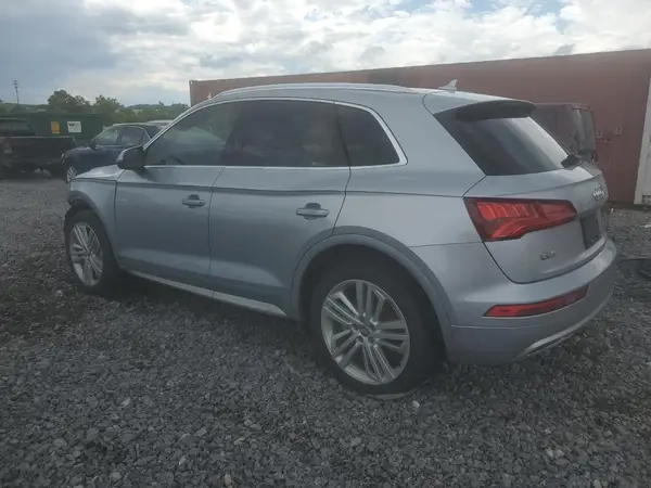 WA1BNAFY9K2022514 2019 AUDI Q5 - Image 2