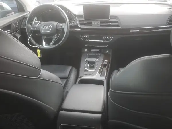 WA1BNAFY9K2022514 2019 AUDI Q5 - Image 8
