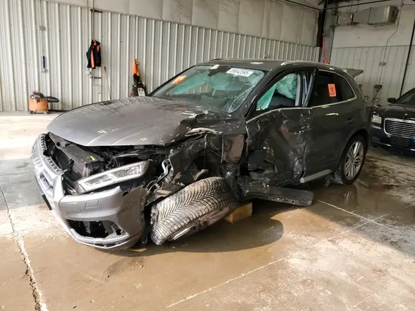 WA1BNAFY9K2027261 2019 AUDI Q5 - Image 1