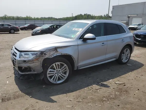 WA1BNAFY9K2027678 2019 AUDI Q5 - Image 1
