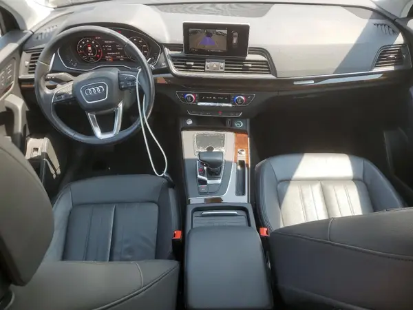 WA1BNAFY9K2027678 2019 AUDI Q5 - Image 8
