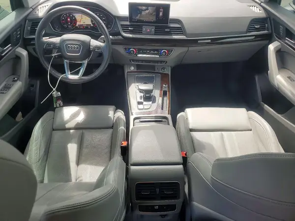 WA1BNAFY9K2038762 2019 AUDI Q5 - Image 8