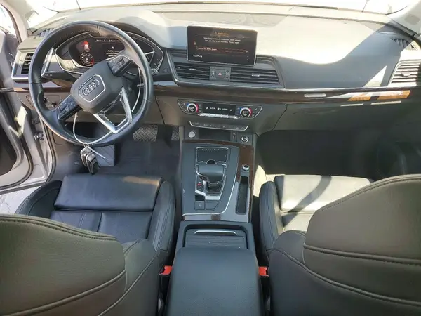WA1BNAFY9K2044111 2019 AUDI Q5 - Image 8
