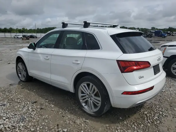 WA1BNAFY9K2046652 2019 AUDI Q5 - Image 2