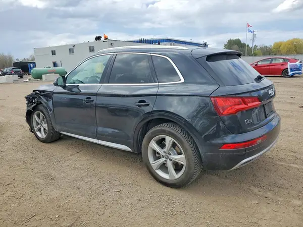 WA1BNAFY9K2049700 2019 AUDI Q5 - Image 2