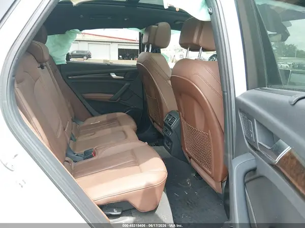 WA1BNAFY9K2070563 2019 AUDI Q5 - Image 8