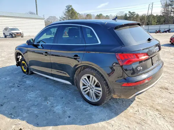 WA1BNAFY9K2074399 2019 AUDI Q5 - Image 2