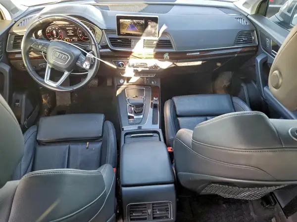 WA1BNAFY9K2081028 2019 AUDI Q5 - Image 8