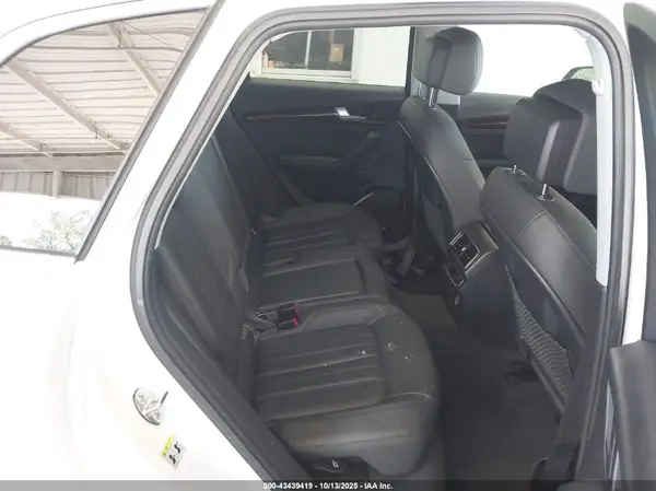 WA1BNAFY9K2091204 2019 AUDI Q5 - Image 8